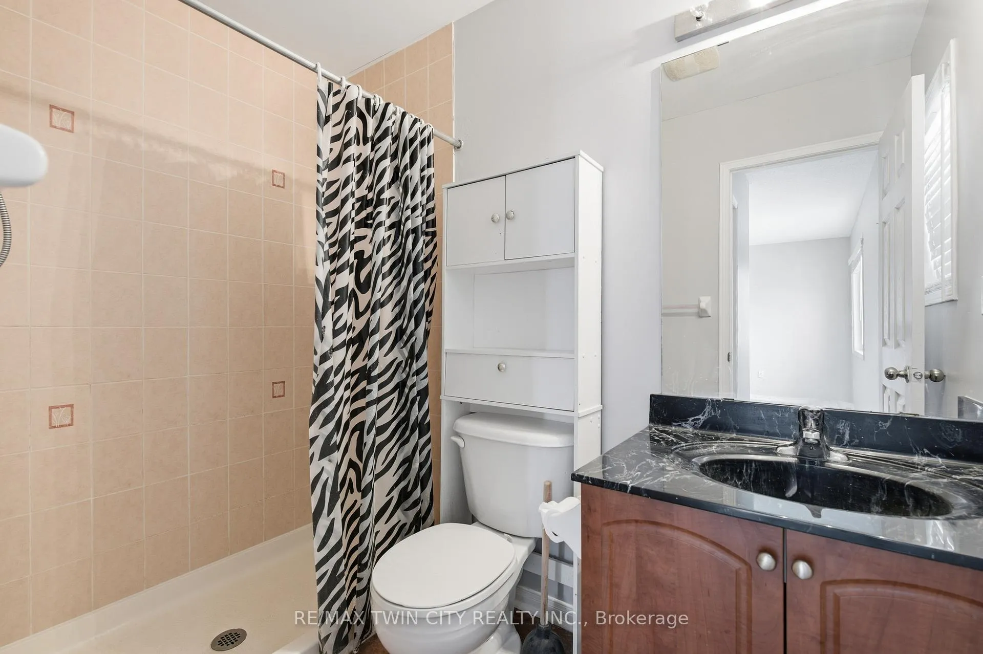 Photo 21 of 48 Griffiths Avenue, Cambridge, Christopher-Champlain — HOMEH