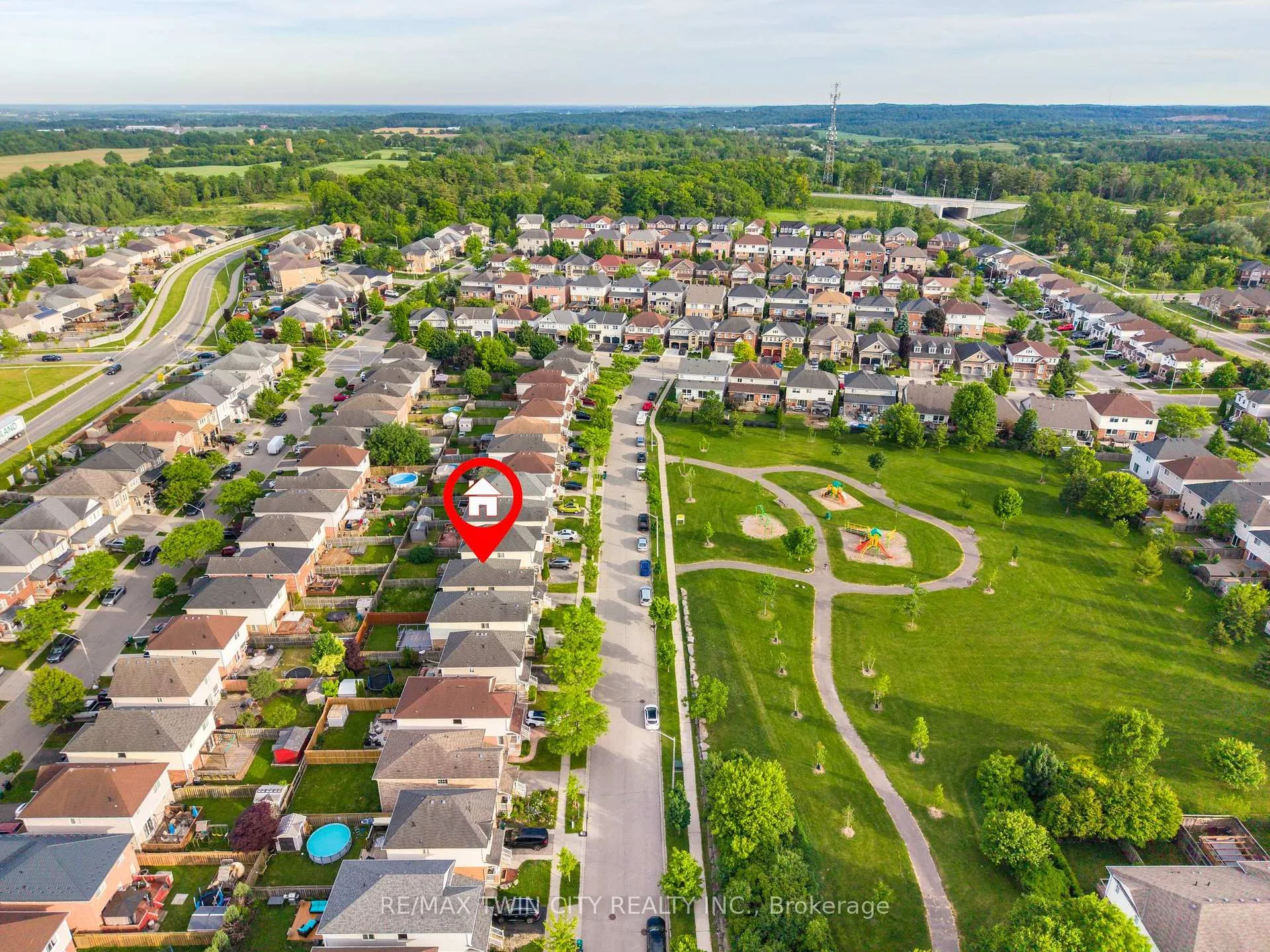 Photo 33 of 48 Griffiths Avenue, Cambridge, Christopher-Champlain — HOMEH
