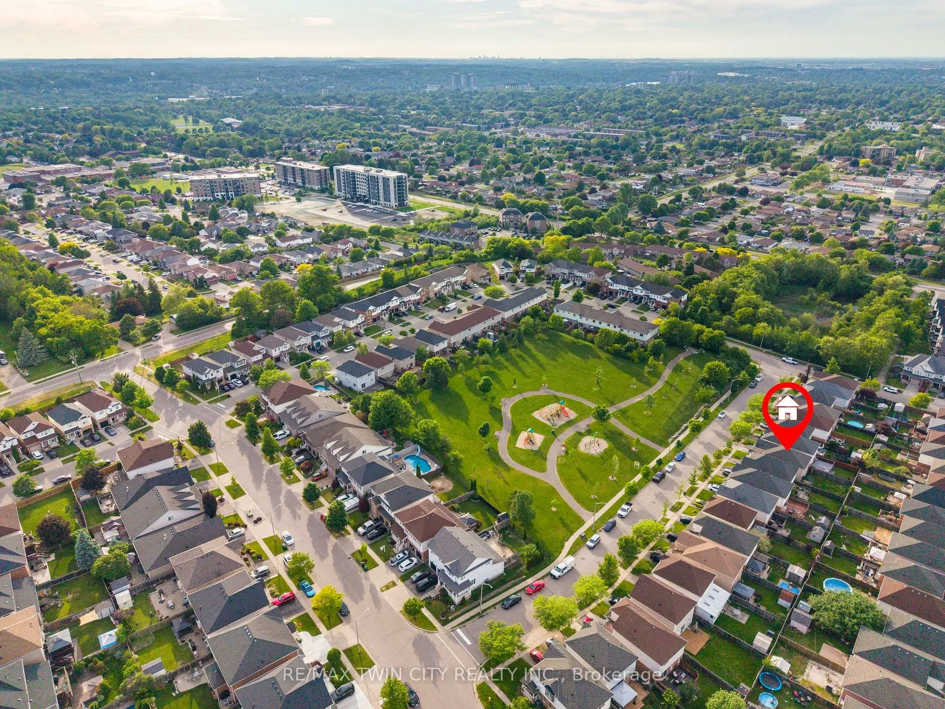 Photo 35 of 48 Griffiths Avenue, Cambridge, Christopher-Champlain — HOMEH