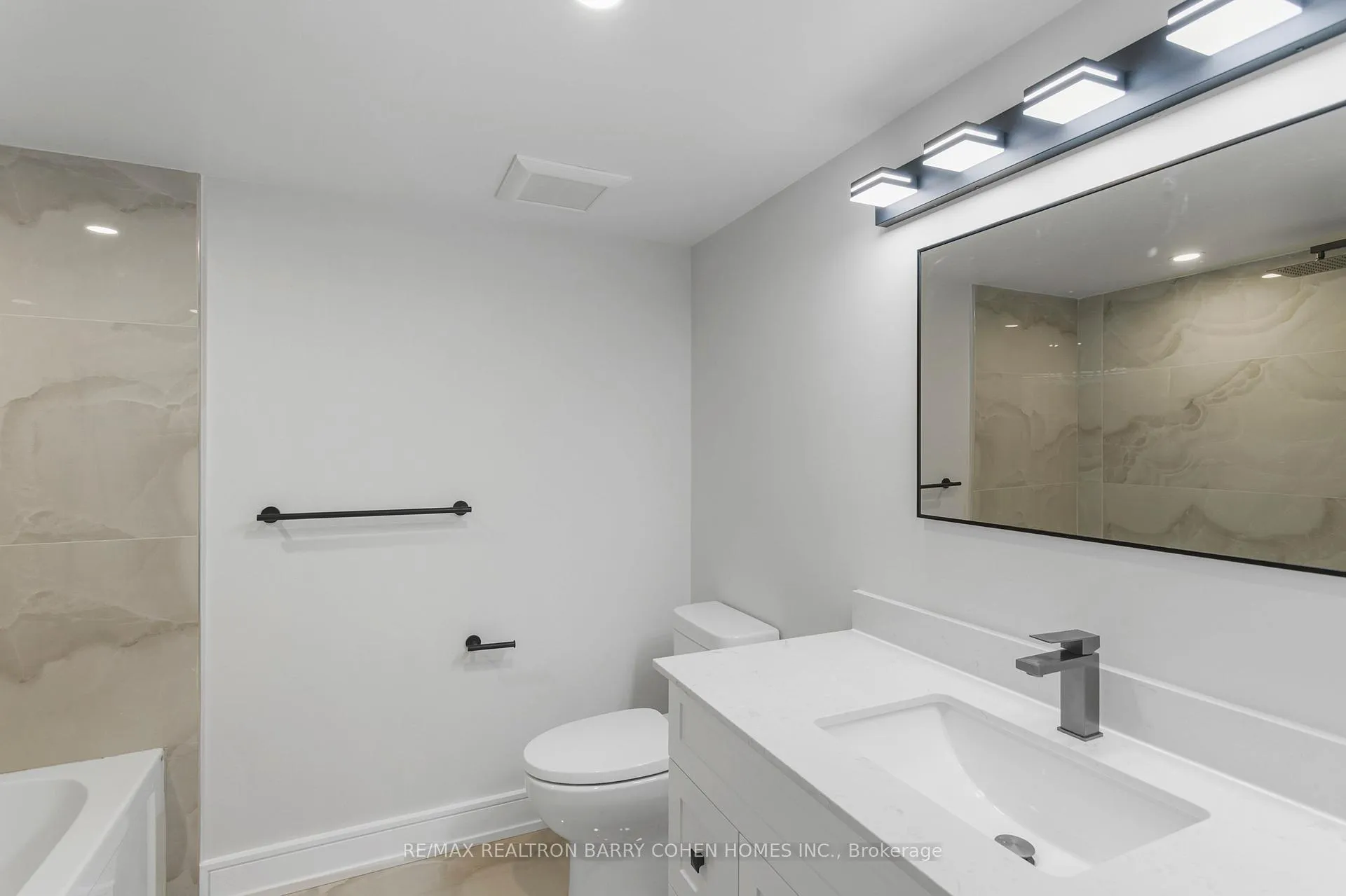 Photo 24 of Unit 21, 21 Galleria Parkway, Markham, Commerce Valley — HOMEH