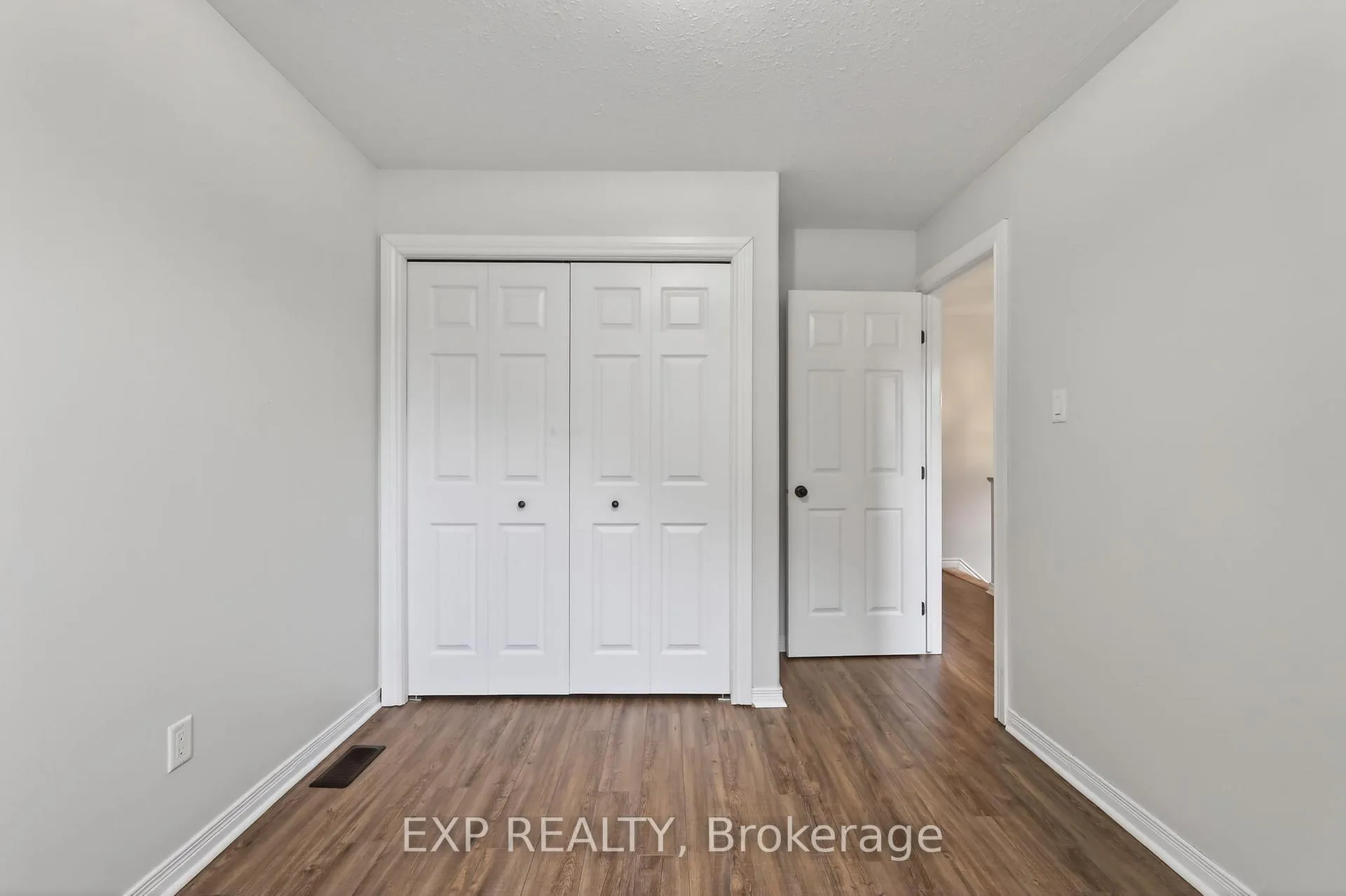 Photo 13 of 11 Boulder Way, Ottawa, Barrhaven - Longfields — HOMEH