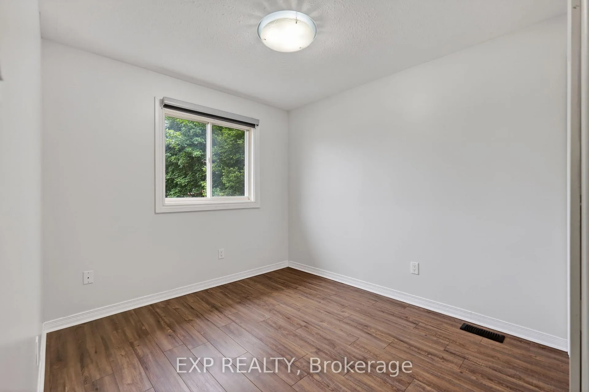 Photo 14 of 11 Boulder Way, Ottawa, Barrhaven - Longfields — HOMEH