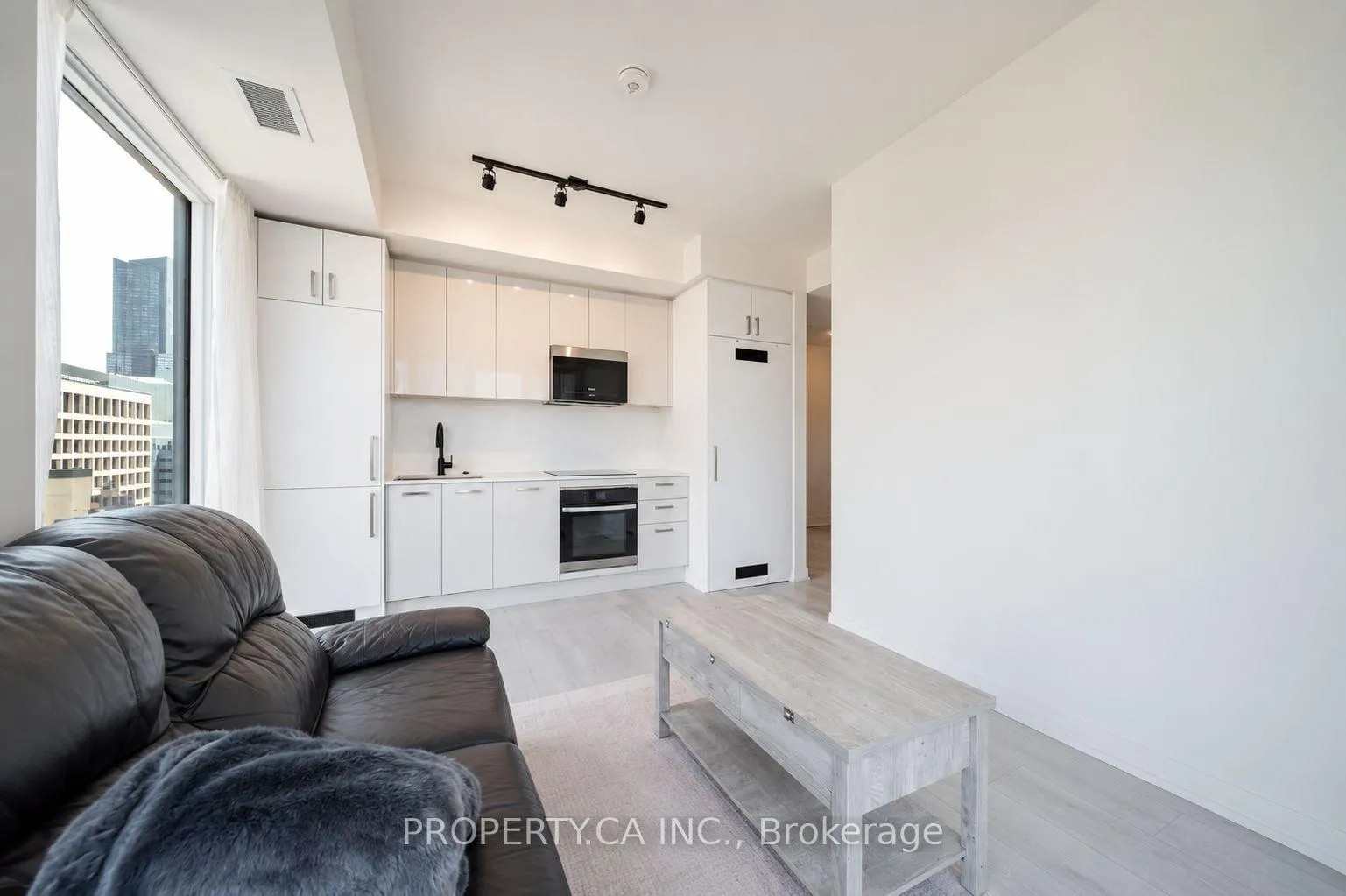 Photo 4 of Unit 1702, 280 Dundas Street W, Toronto, Kensington-Chinatown — HOMEH