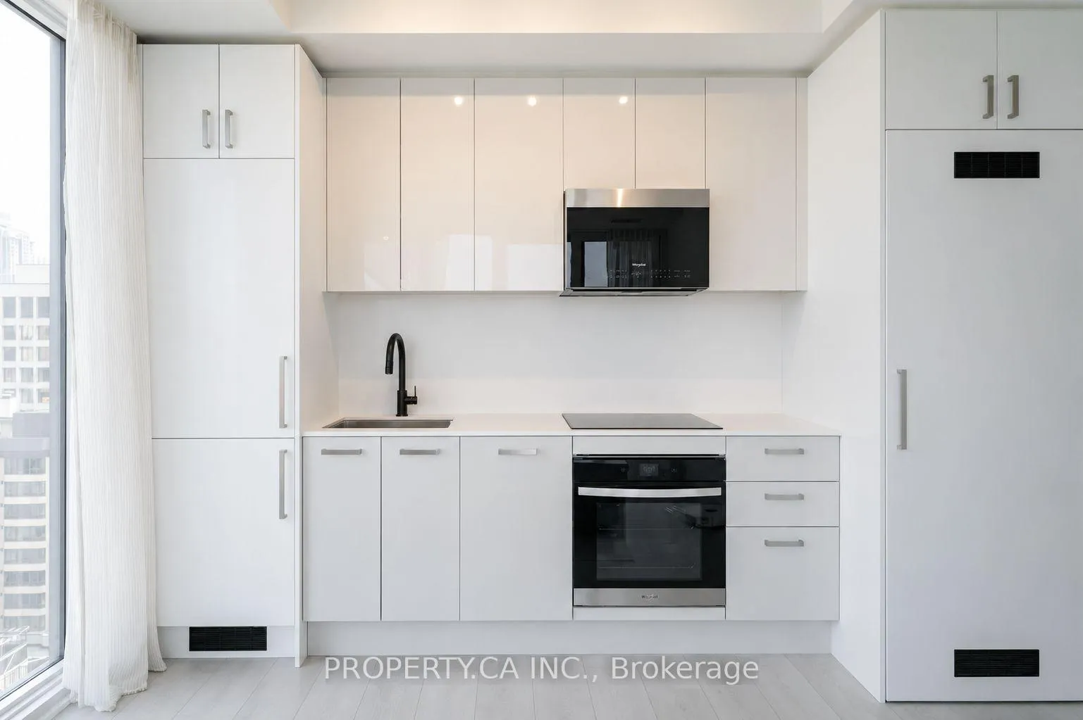 Photo 5 of Unit 1702, 280 Dundas Street W, Toronto, Kensington-Chinatown — HOMEH