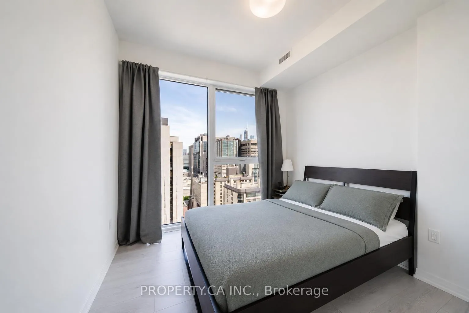 Photo 6 of Unit 1702, 280 Dundas Street W, Toronto, Kensington-Chinatown — HOMEH