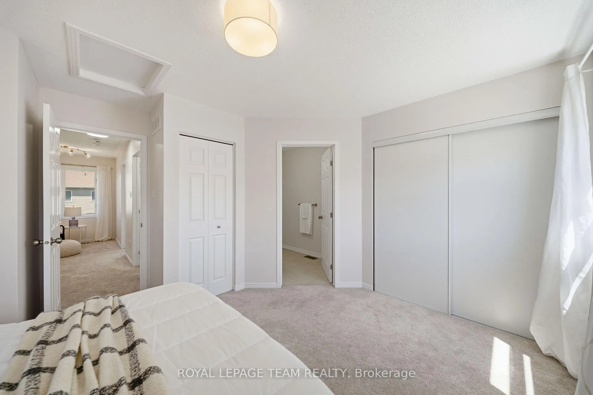 Photo 17 of 441 Sadar Private, Ottawa, Barrhaven - Cedargrove/Fraserdale — HOMEH