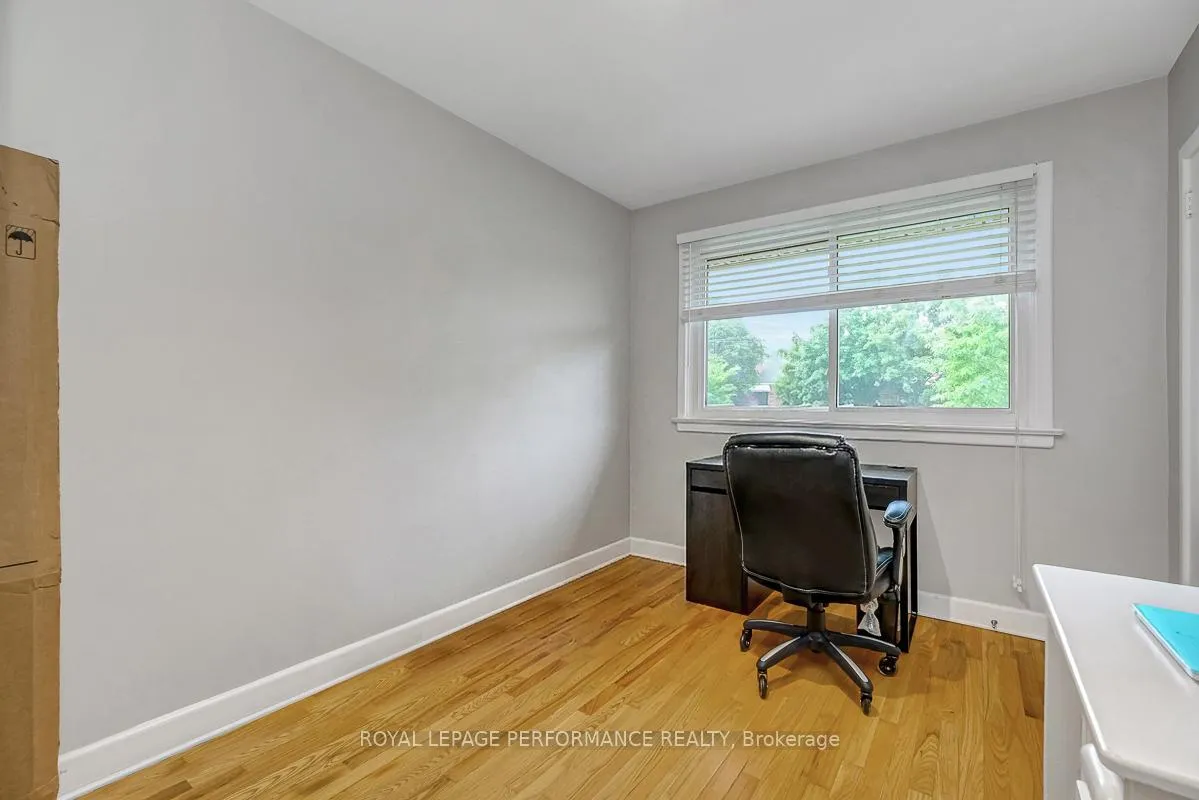 Photo 22 of 102 Donald Street, Ottawa, Overbrook — HOMEH