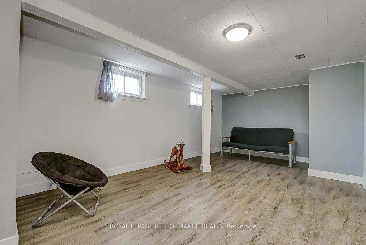 Photo 26 of 102 Donald Street, Ottawa, Overbrook — HOMEH