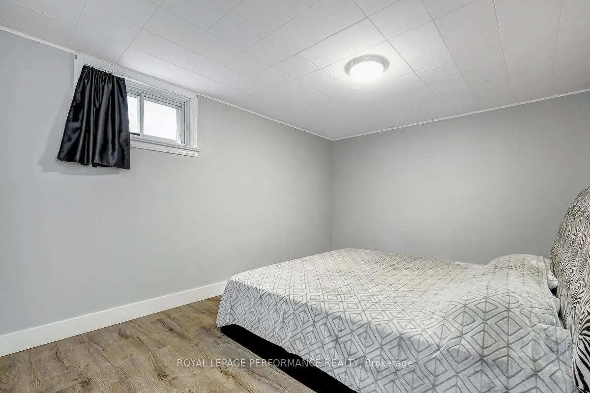 Photo 29 of 102 Donald Street, Ottawa, Overbrook — HOMEH