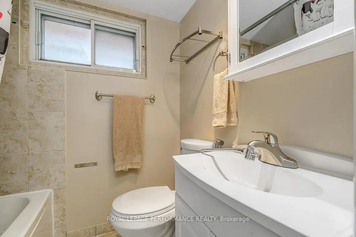 Photo 30 of 102 Donald Street, Ottawa, Overbrook — HOMEH