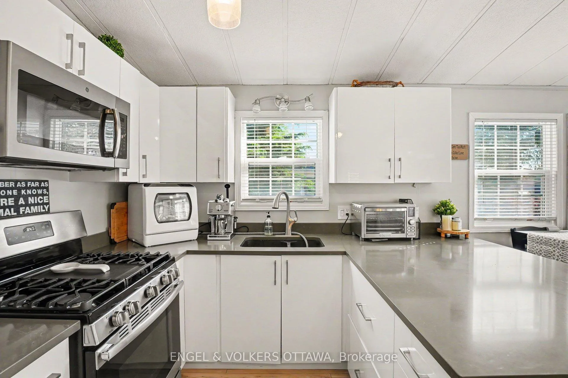 Photo 13 of 2 Kelly Sand Private, Ottawa, Remainder of Stittsville & Area — HOMEH