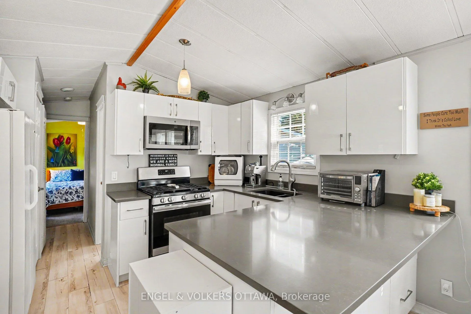 Photo 15 of 2 Kelly Sand Private, Ottawa, Remainder of Stittsville & Area — HOMEH