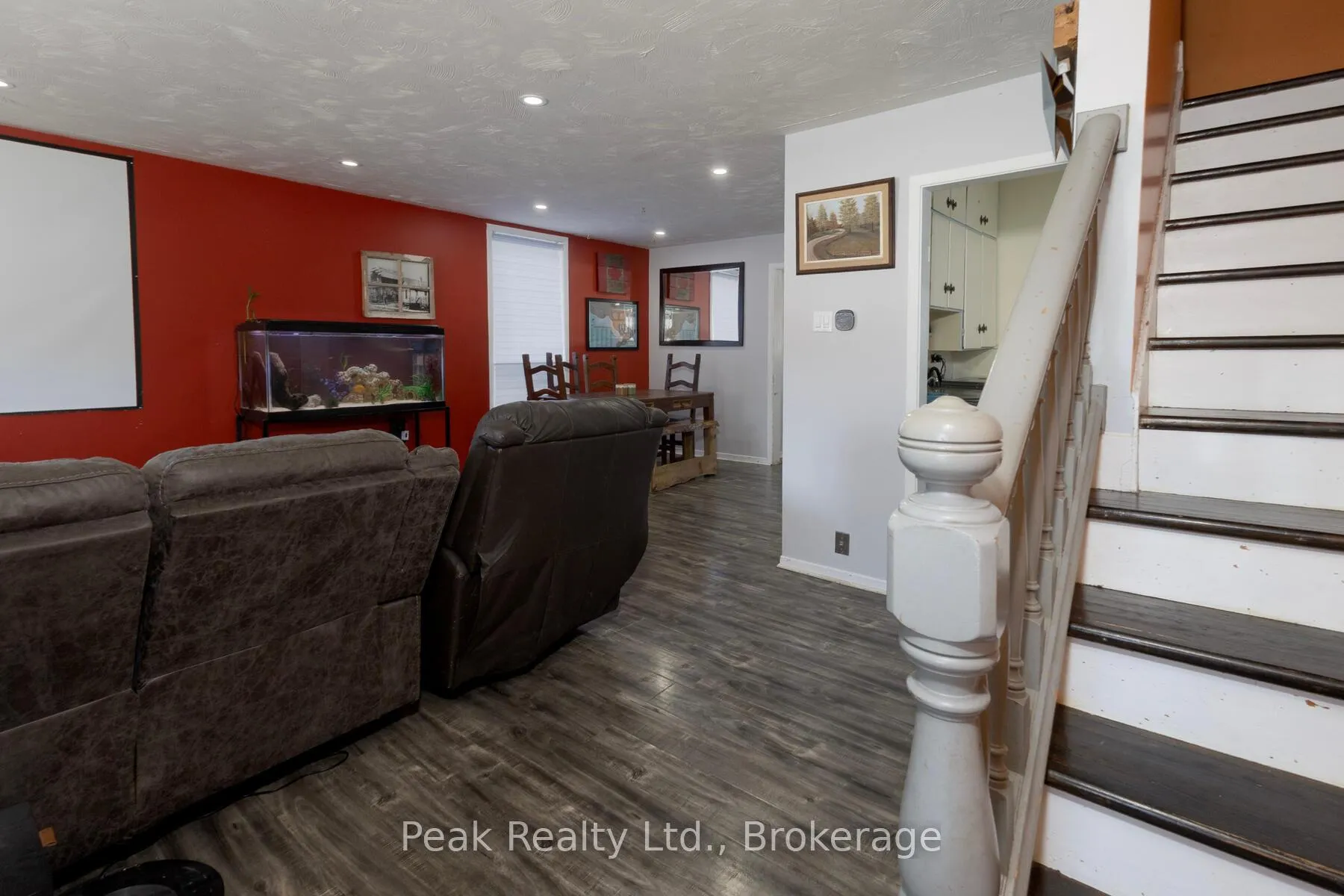 Photo 5 of 38 Mowat Street, Stratford — HOMEH