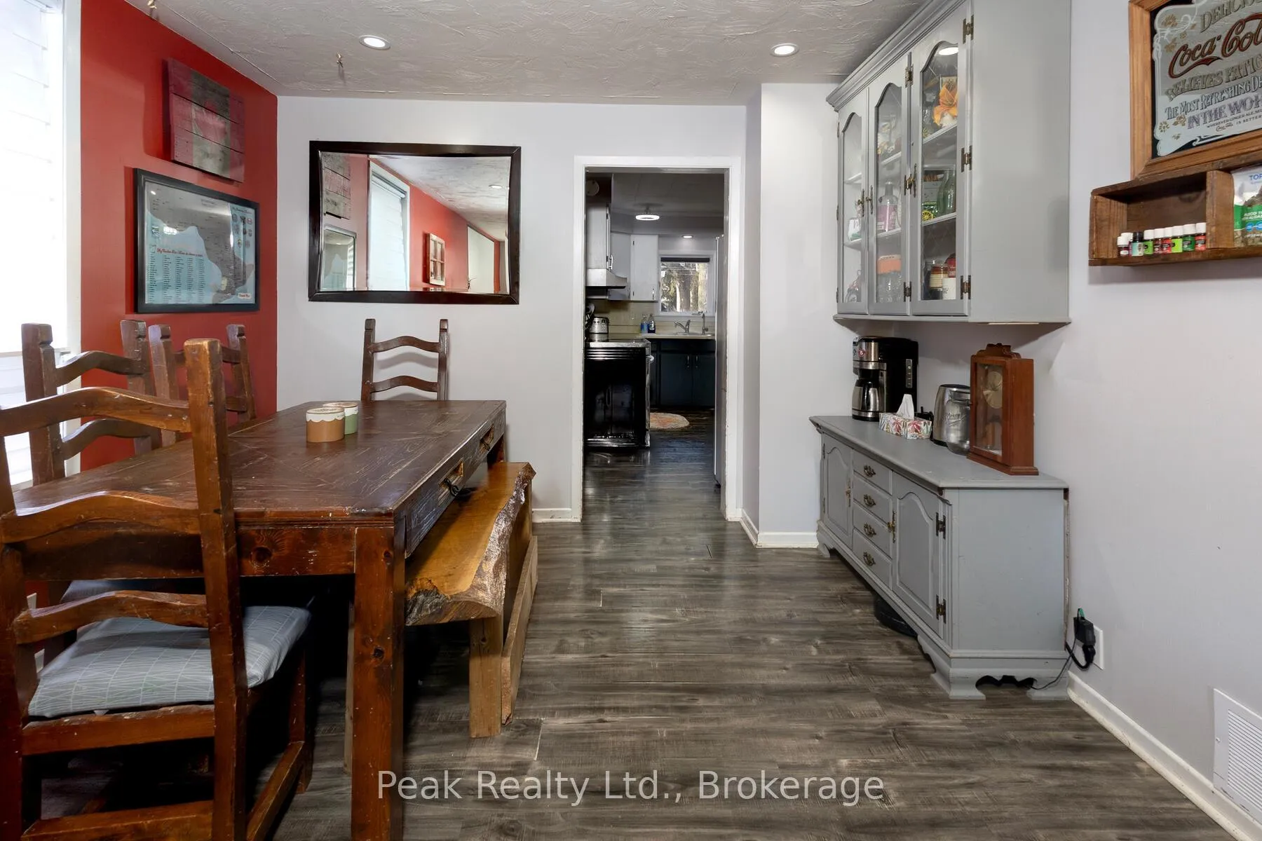 Photo 14 of 38 Mowat Street, Stratford — HOMEH