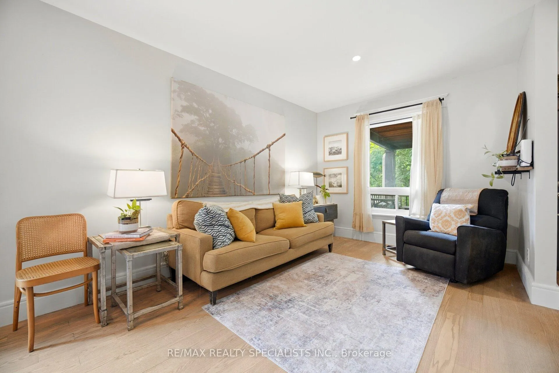 Photo 6 of 166 East Avenue, Brantford, Victoria/Arthur — HOMEH