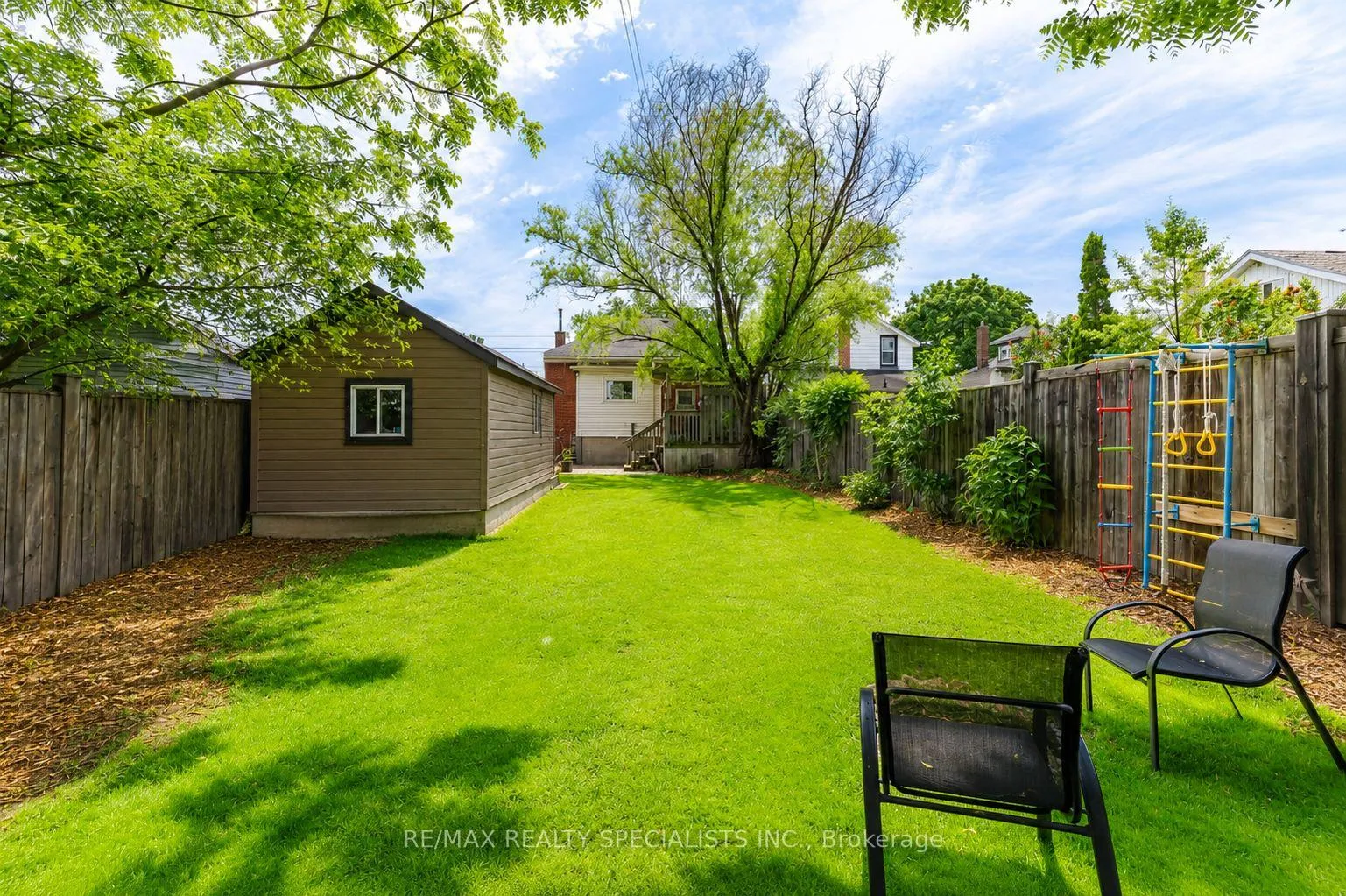 Photo 39 of 166 East Avenue, Brantford, Victoria/Arthur — HOMEH