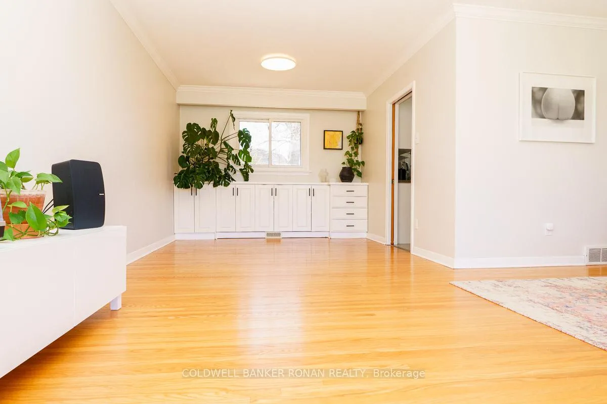 Photo 34 of 11 Pratt Road, Barrie, Wellington — HOMEH