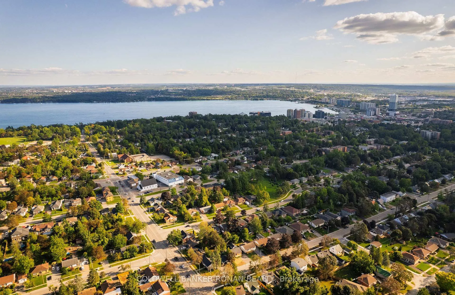 Photo 45 of 11 Pratt Road, Barrie, Wellington — HOMEH