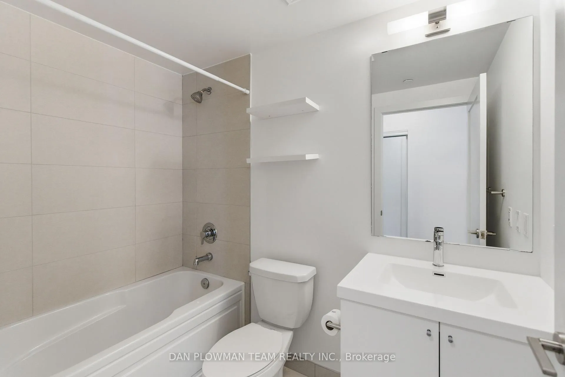 Photo 16 of Unit 515, 2550 Simcoe Street N, Oshawa, Windfields — HOMEH