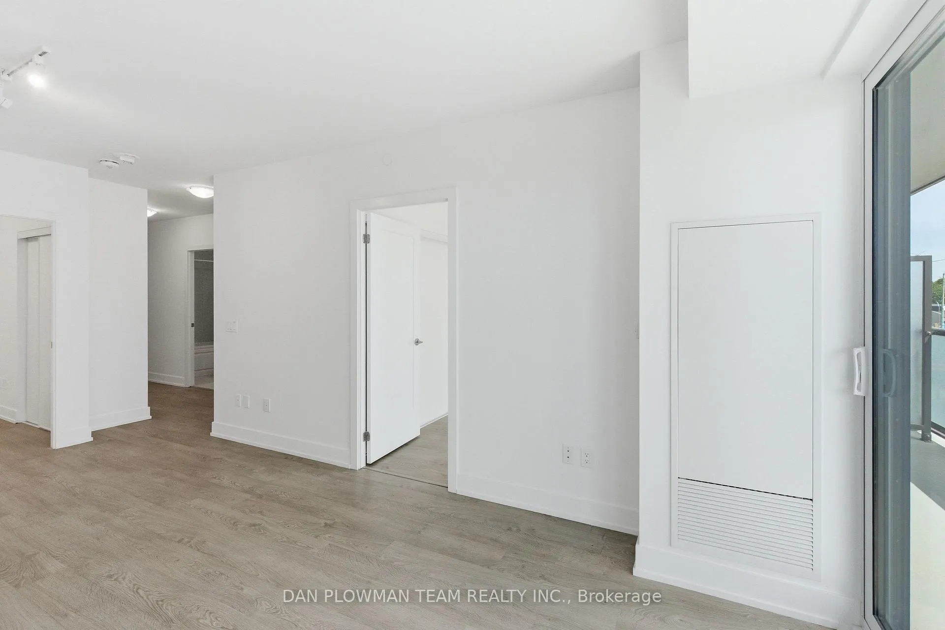 Photo 22 of Unit 515, 2550 Simcoe Street N, Oshawa, Windfields — HOMEH