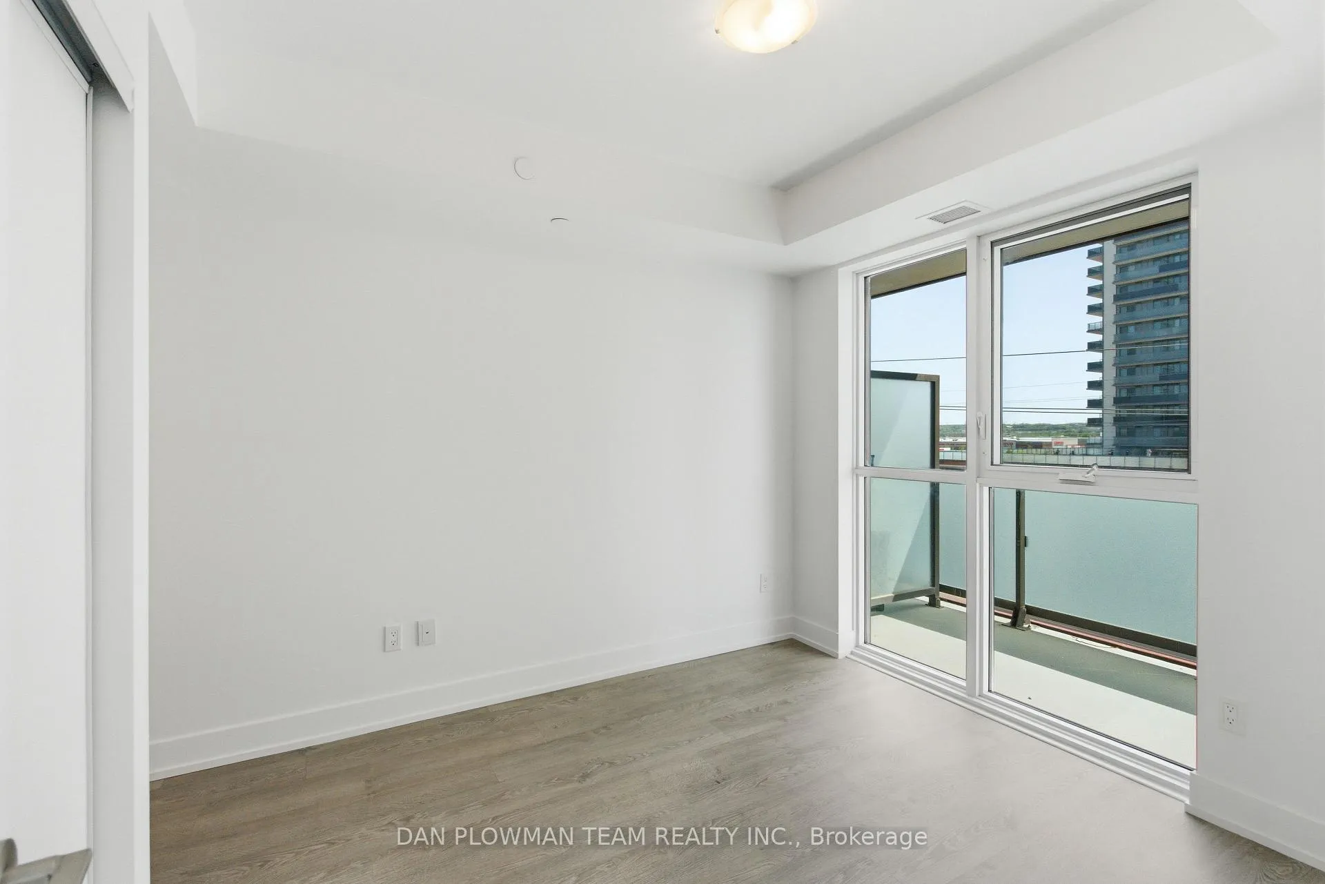 Photo 23 of Unit 515, 2550 Simcoe Street N, Oshawa, Windfields — HOMEH