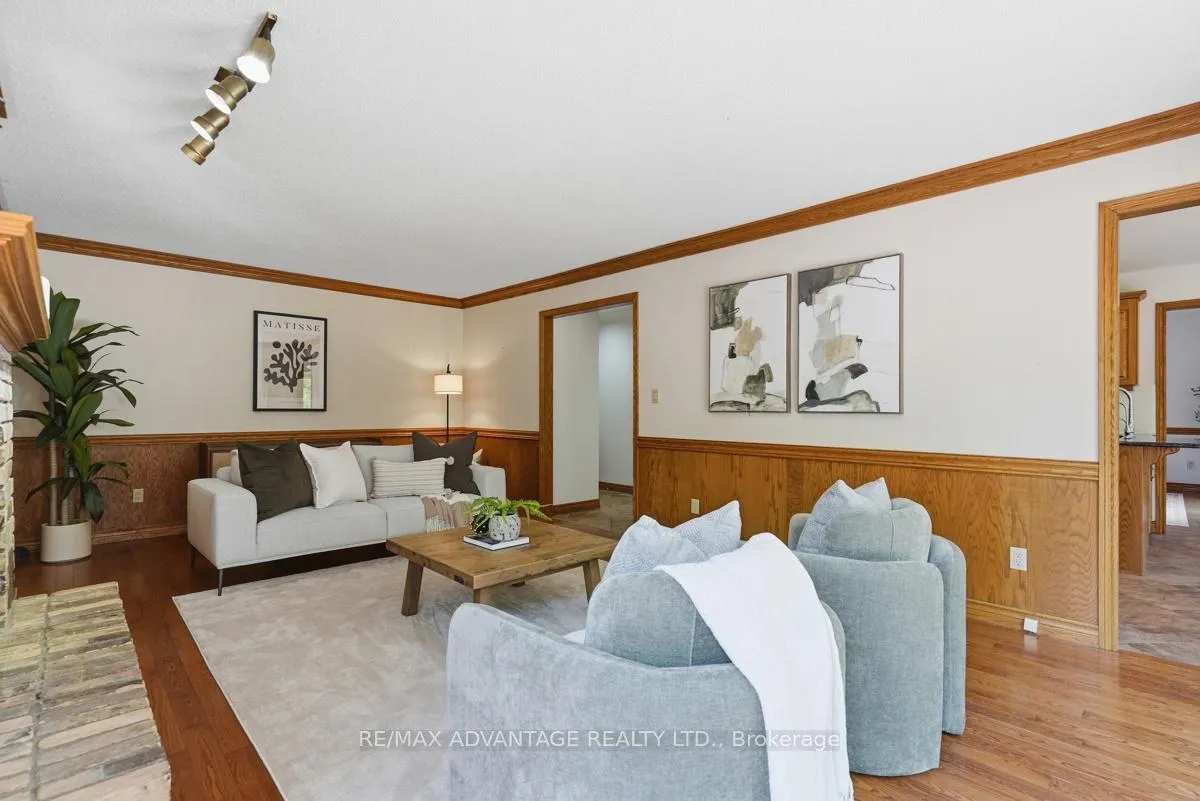 Photo 9 of 74 Mill Road, Thames Centre, Dorchester — HOMEH