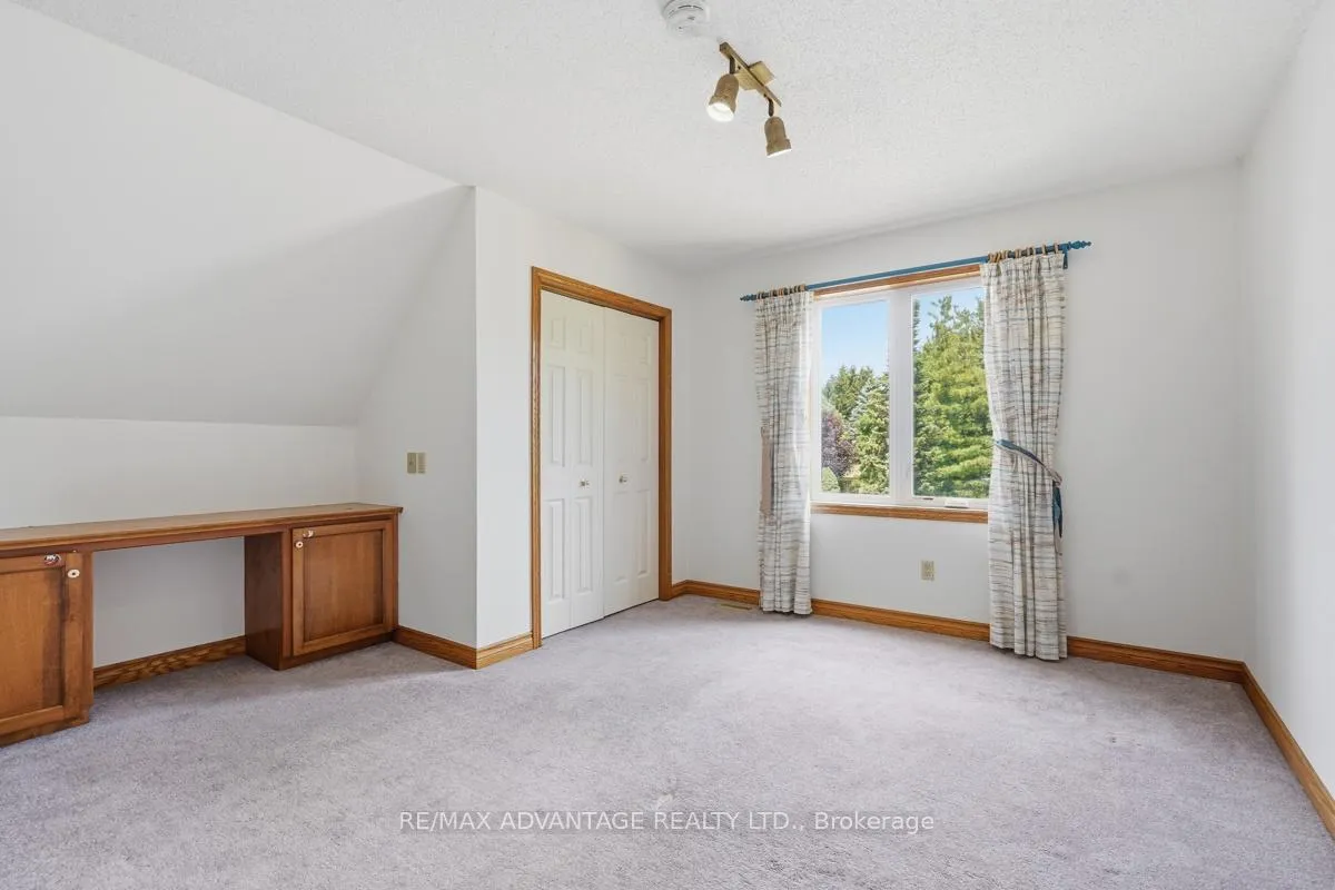 Photo 30 of 74 Mill Road, Thames Centre, Dorchester — HOMEH
