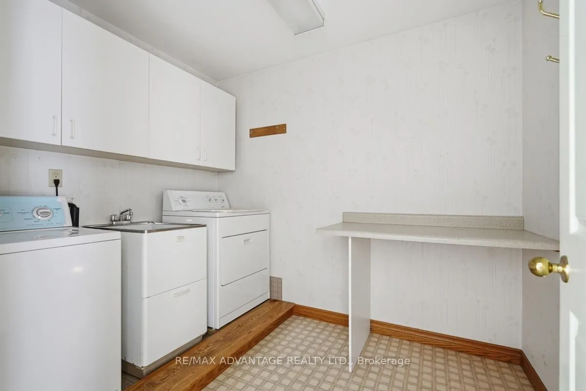 Photo 34 of 74 Mill Road, Thames Centre, Dorchester — HOMEH