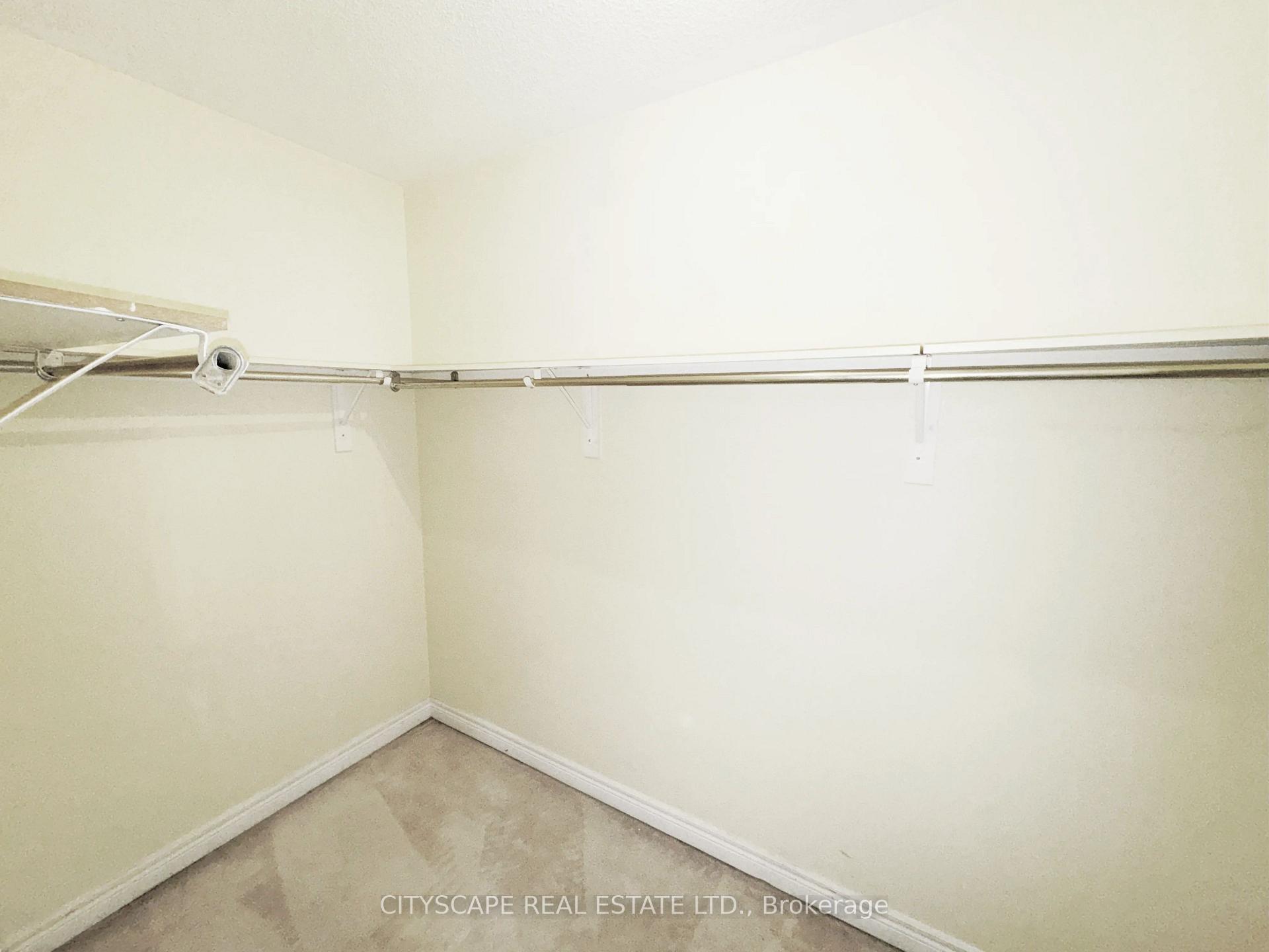 Photo 29 of 34 Coralreef Crescent, Brampton, Sandringham-Wellington — HOMEH