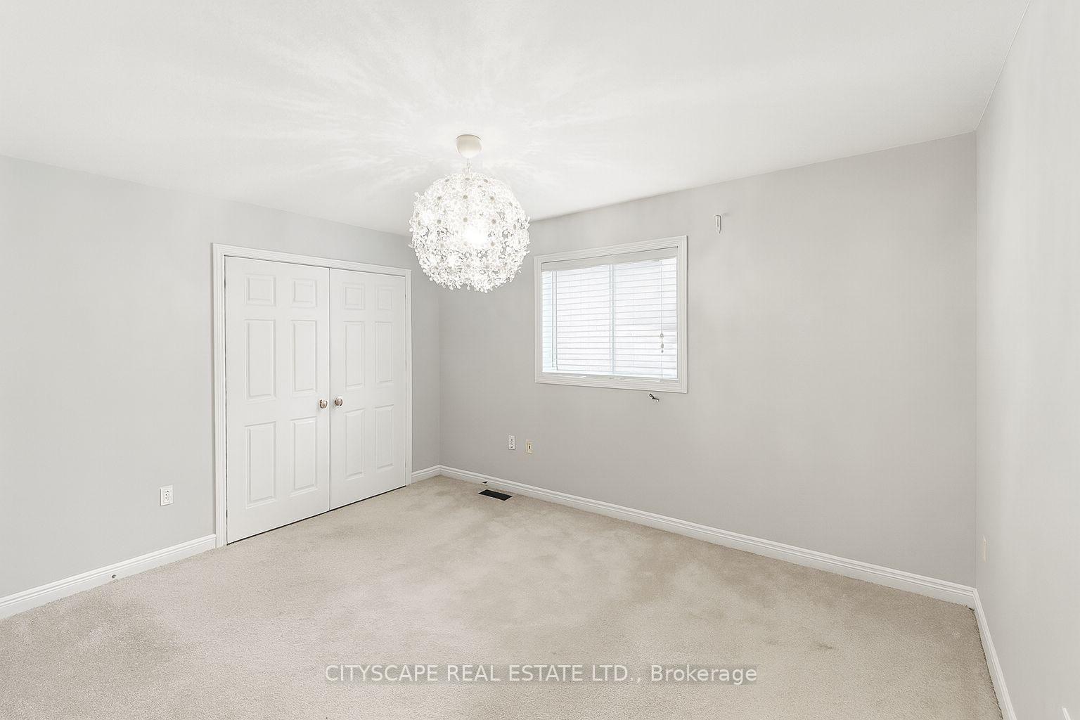 Photo 31 of 34 Coralreef Crescent, Brampton, Sandringham-Wellington — HOMEH