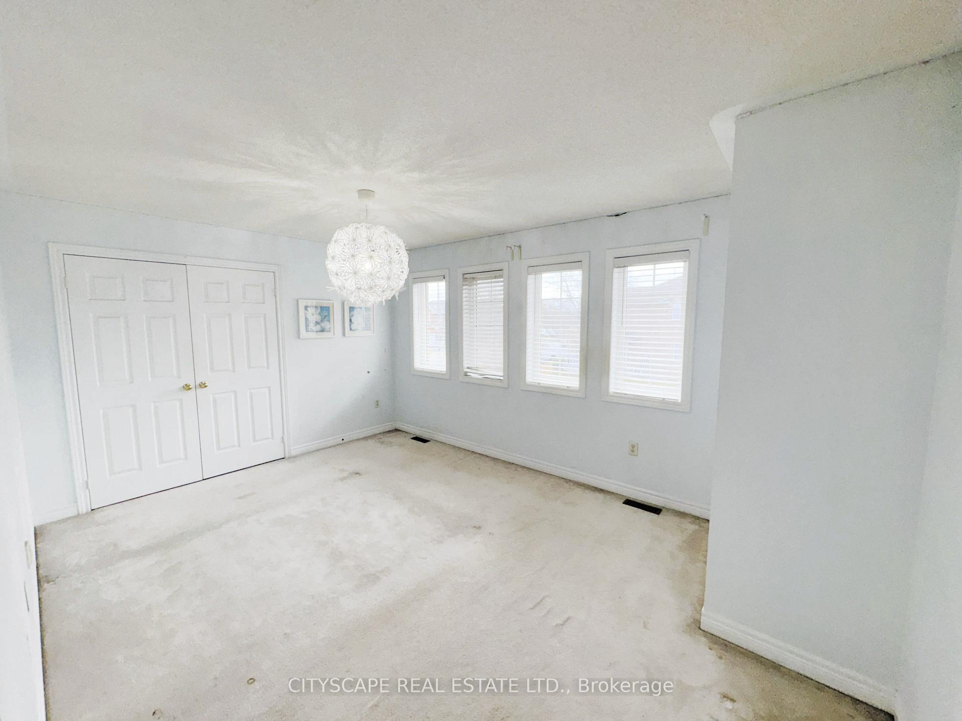 Photo 34 of 34 Coralreef Crescent, Brampton, Sandringham-Wellington — HOMEH