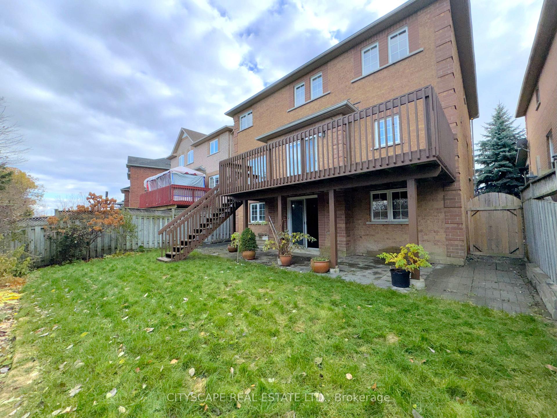 Photo 43 of 34 Coralreef Crescent, Brampton, Sandringham-Wellington — HOMEH
