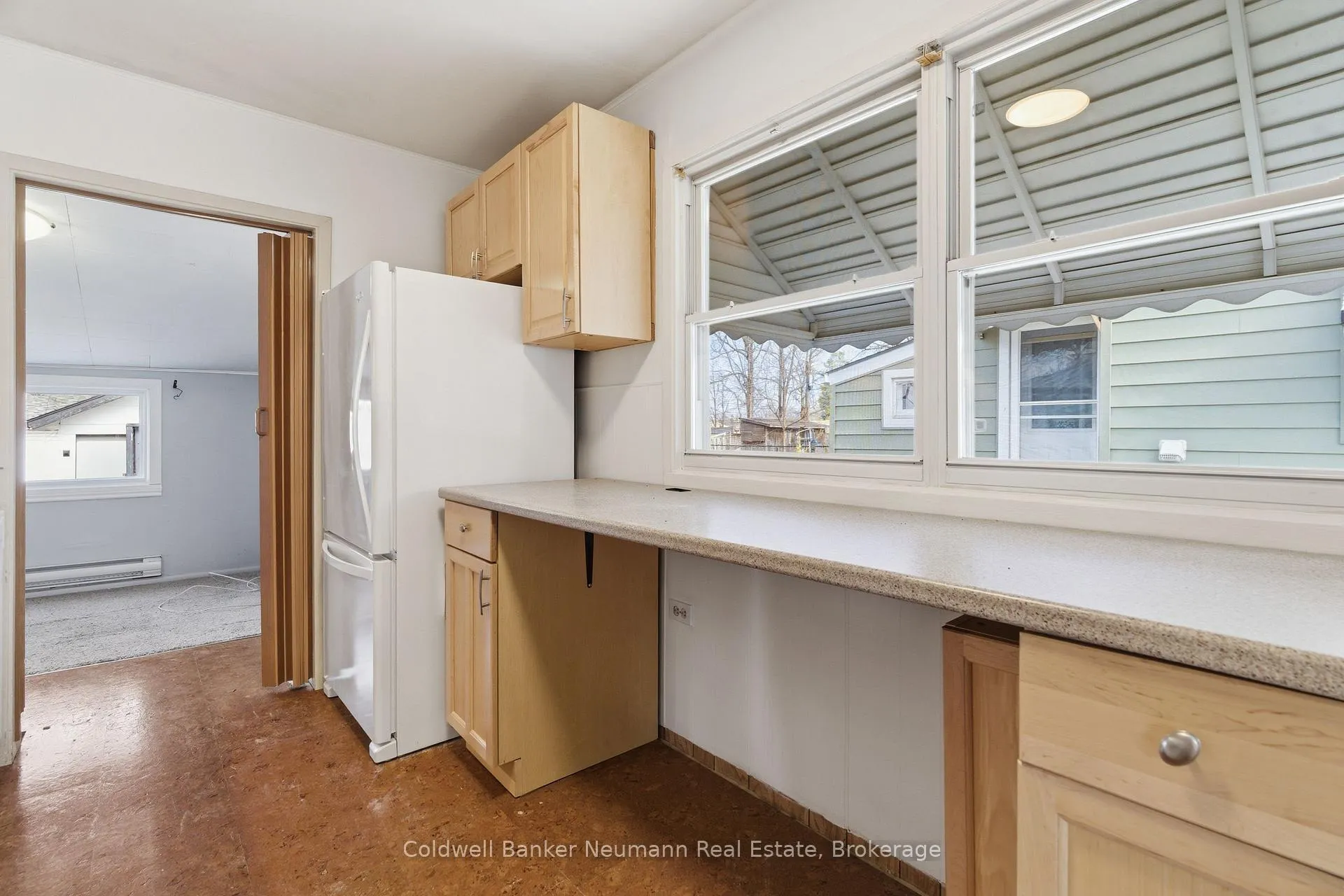 Photo 11 of 31 Dunkirk Street, Guelph, St. George's — HOMEH