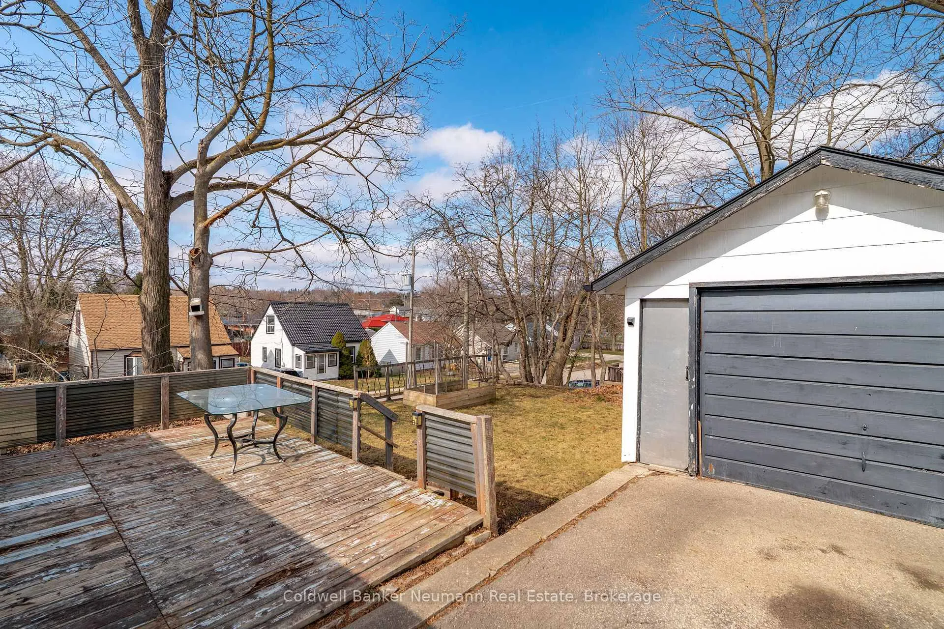 Photo 15 of 31 Dunkirk Street, Guelph, St. George's — HOMEH