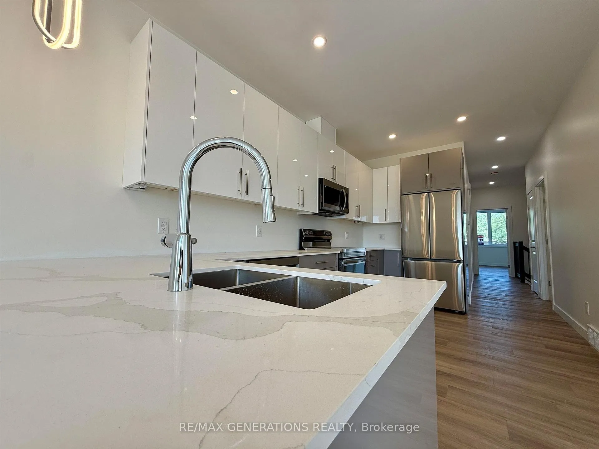 Photo 7 of 156 Bruin Crescent, Thunder Bay, Parkdale — HOMEH