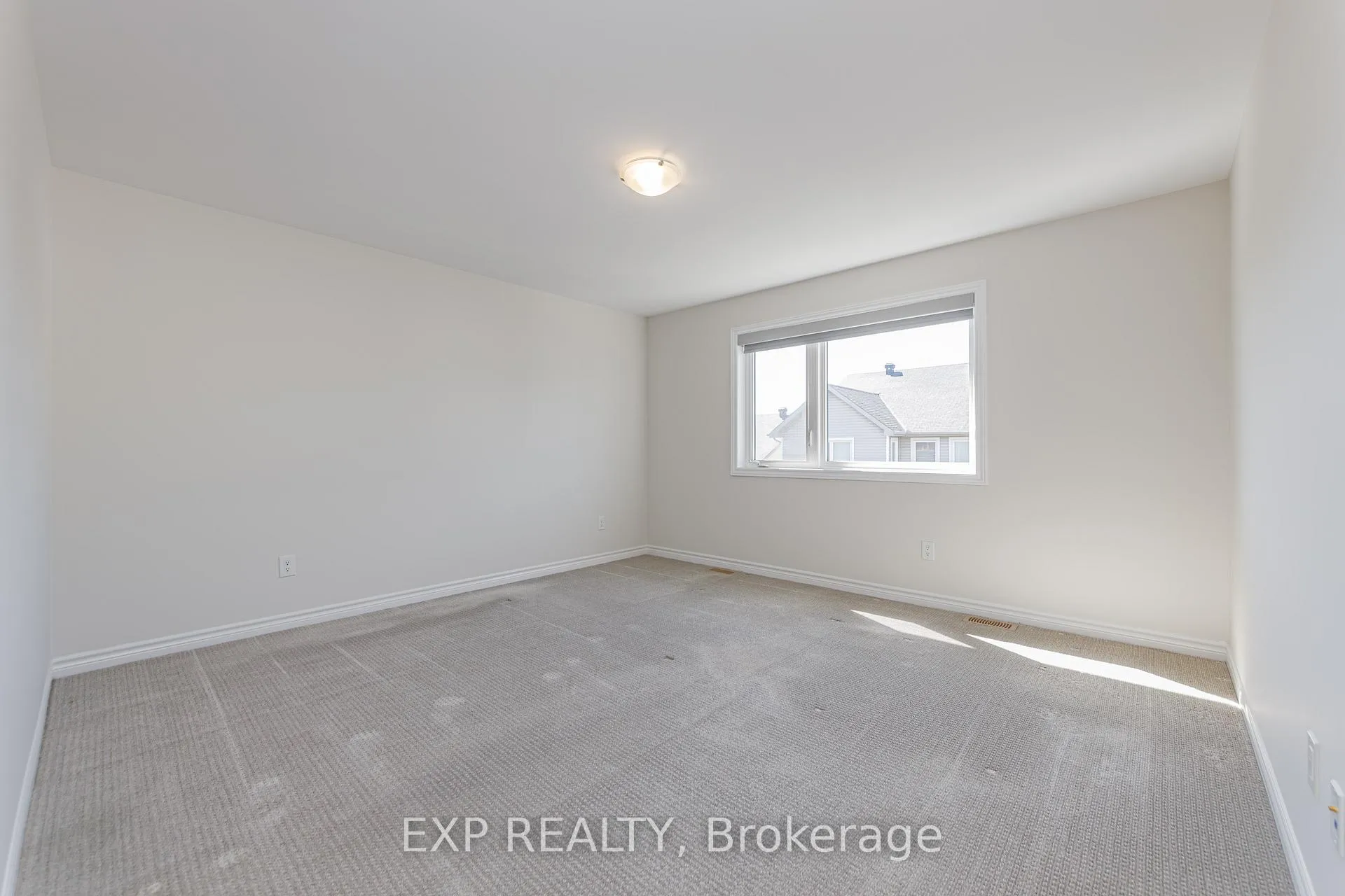 Photo 21 of 18 Rookie Crescent, Ottawa, Kanata - Emerald Meadows/Trailwest — HOMEH