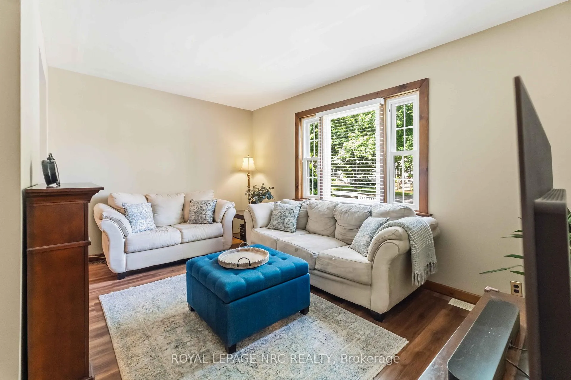 Photo 16 of 18 College Street, Pelham, Fonthill — HOMEH
