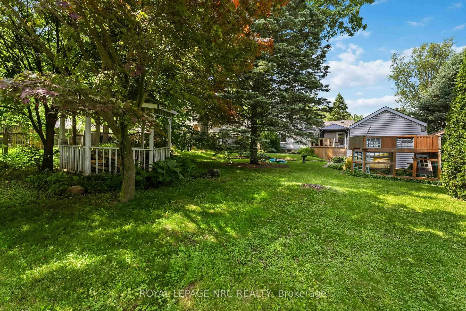 Photo 40 of 18 College Street, Pelham, Fonthill — HOMEH