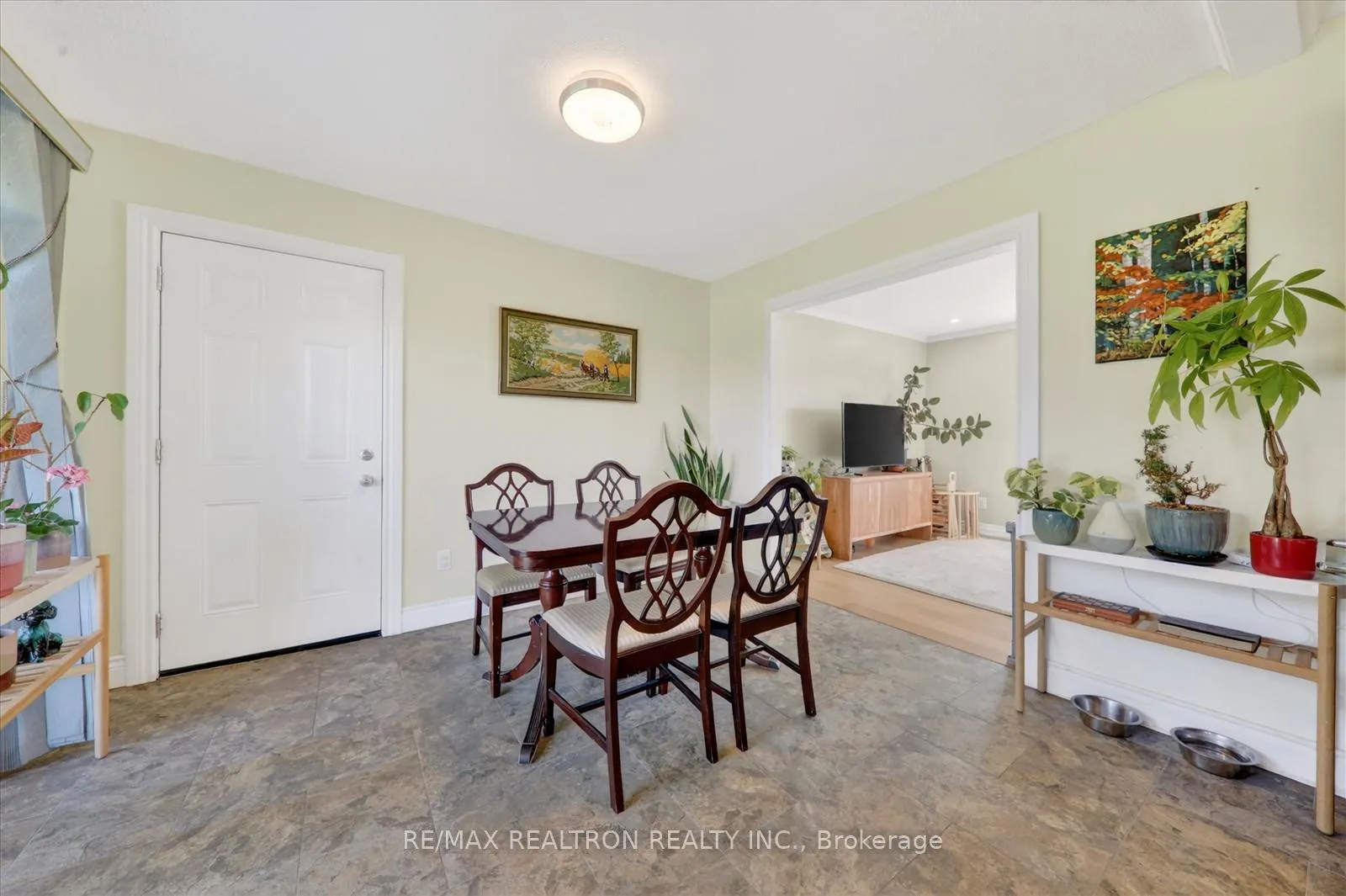Photo 11 of 20 Valley View Drive, Cavan Monaghan, Cavan Twp — HOMEH