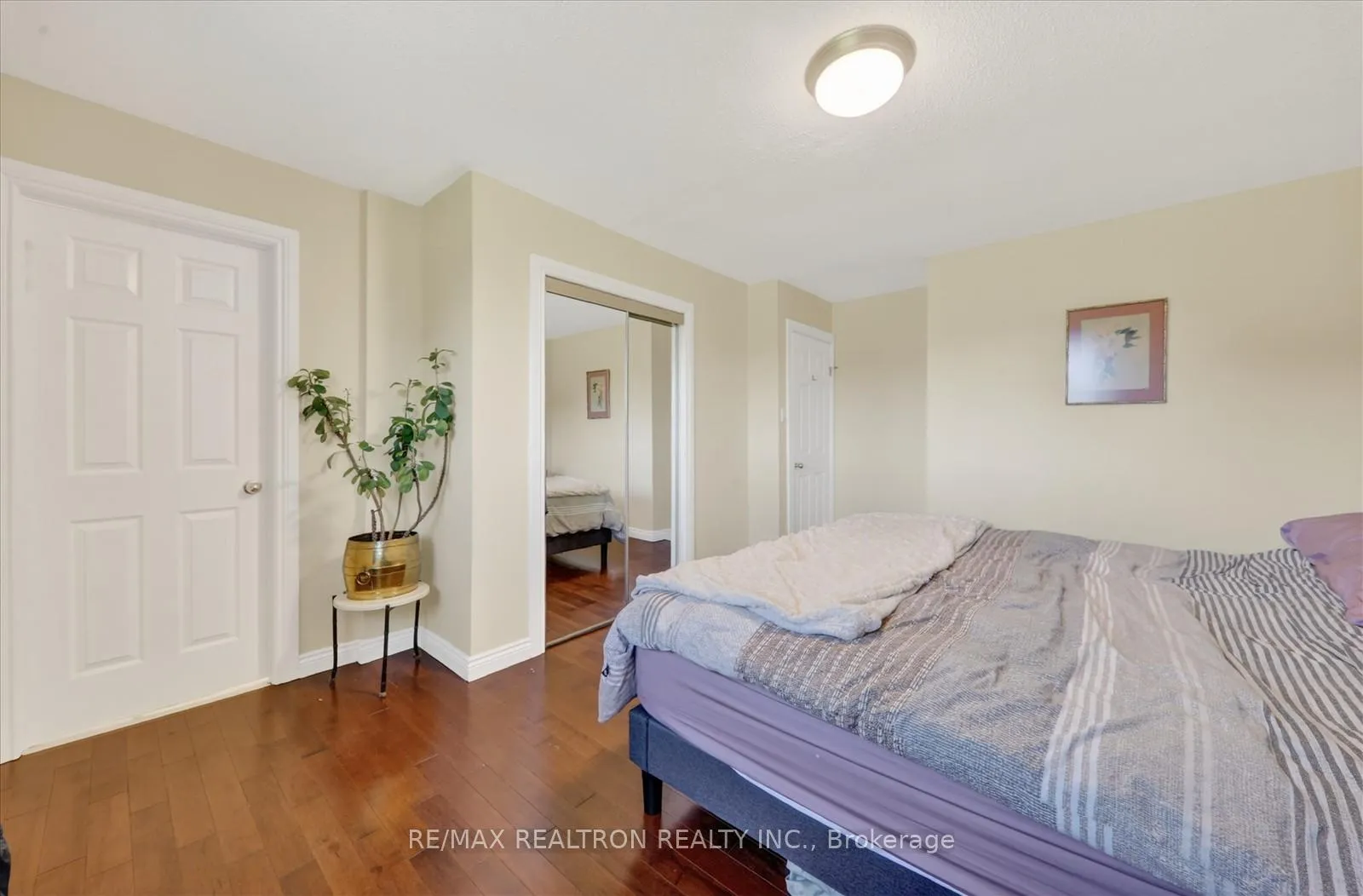Photo 15 of 20 Valley View Drive, Cavan Monaghan, Cavan Twp — HOMEH