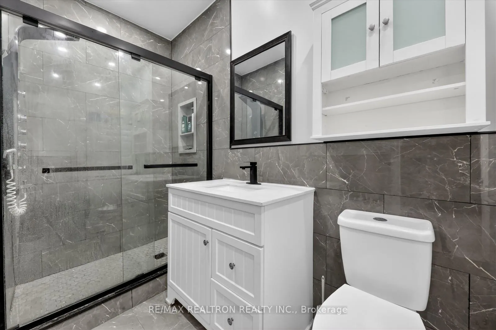 Photo 32 of 20 Valley View Drive, Cavan Monaghan, Cavan Twp — HOMEH