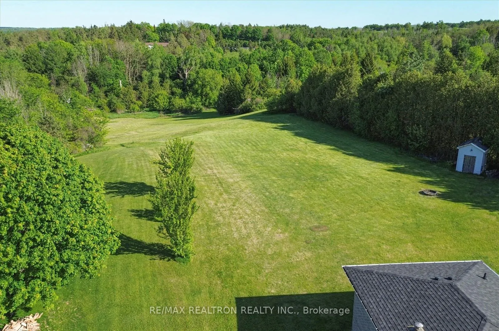 Photo 39 of 20 Valley View Drive, Cavan Monaghan, Cavan Twp — HOMEH
