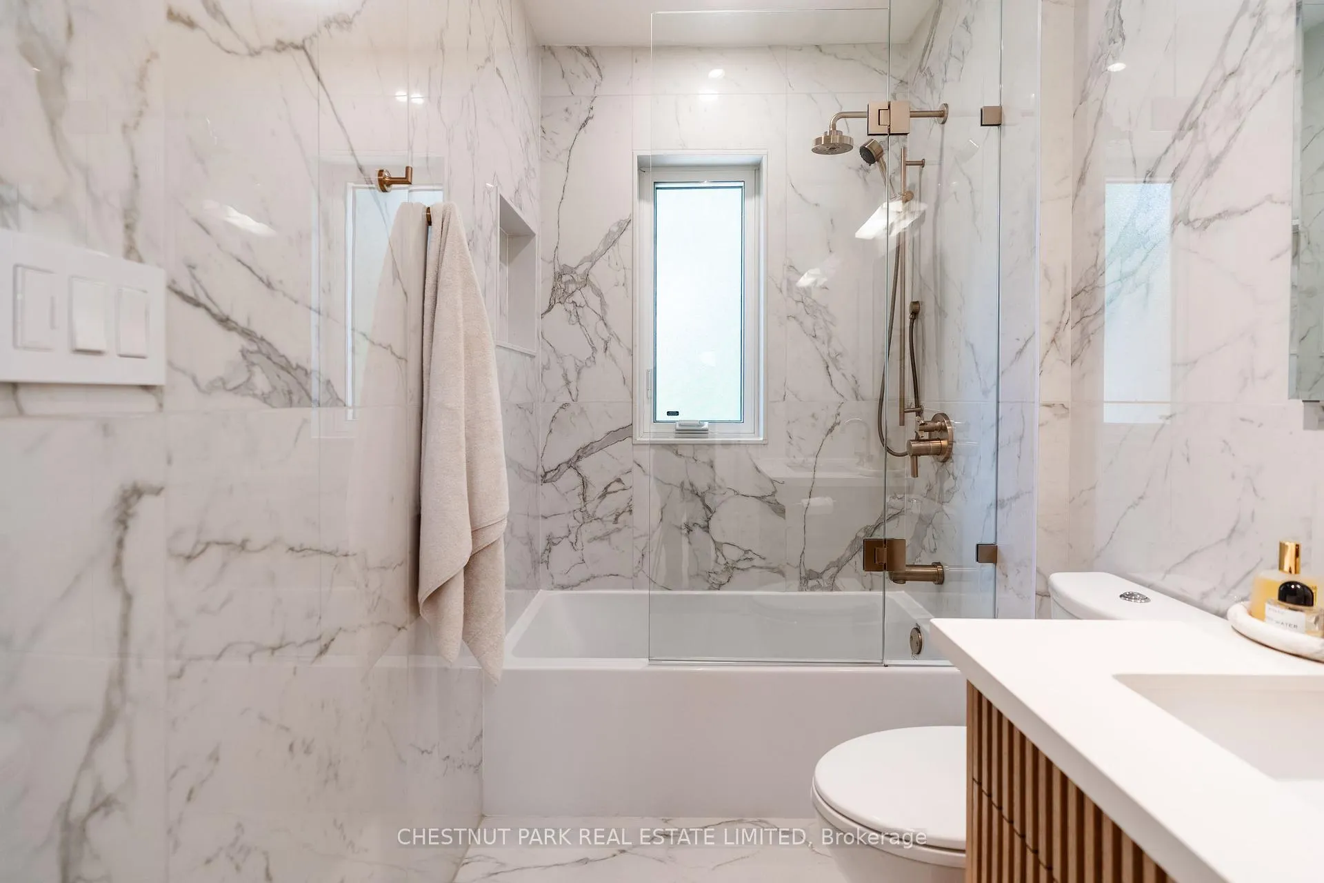 Photo 31 of 52 Bertmount Avenue, Toronto, South Riverdale — HOMEH