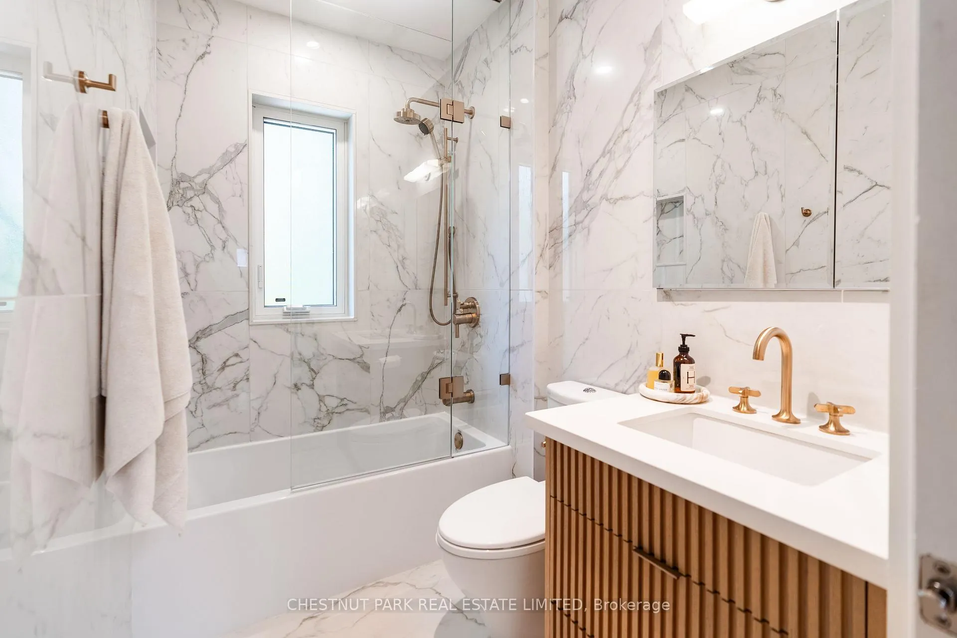 Photo 32 of 52 Bertmount Avenue, Toronto, South Riverdale — HOMEH