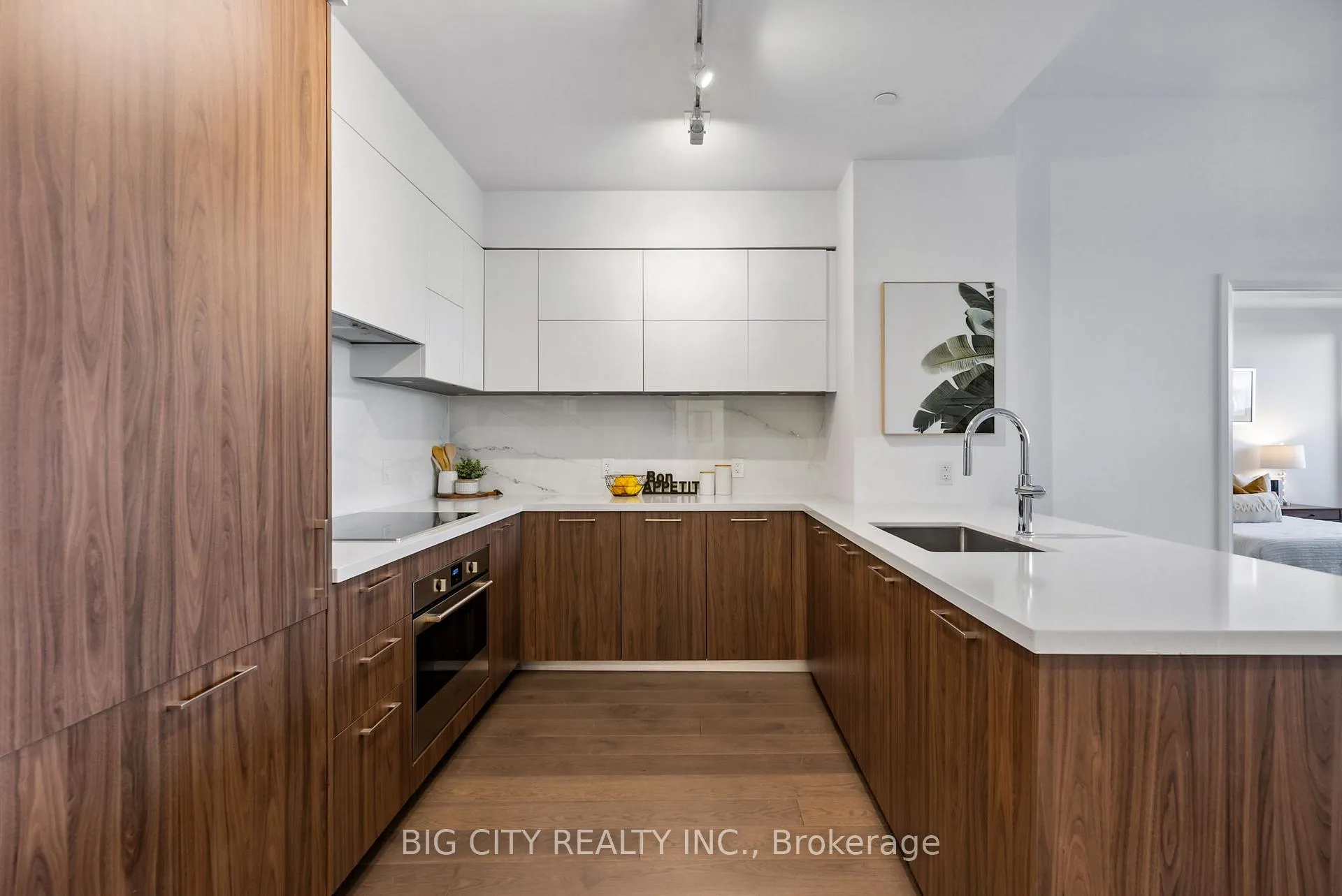Photo 5 of Unit 705, 33 Frederick Todd Way, Toronto, Thorncliffe Park — HOMEH