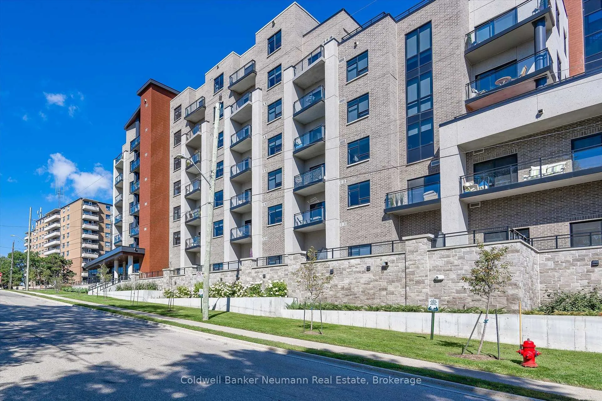 Photo 1 of Unit 601, 30 Hamilton Street S, Hamilton, Waterdown — HOMEH