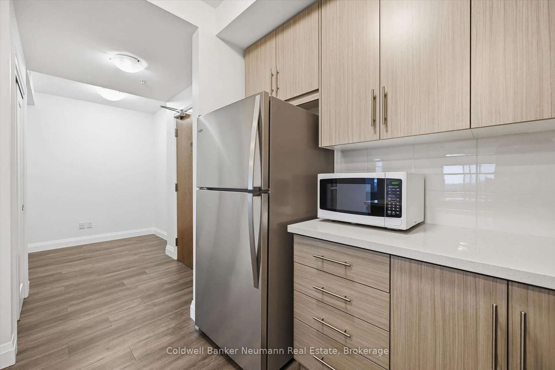 Photo 11 of Unit 601, 30 Hamilton Street S, Hamilton, Waterdown — HOMEH