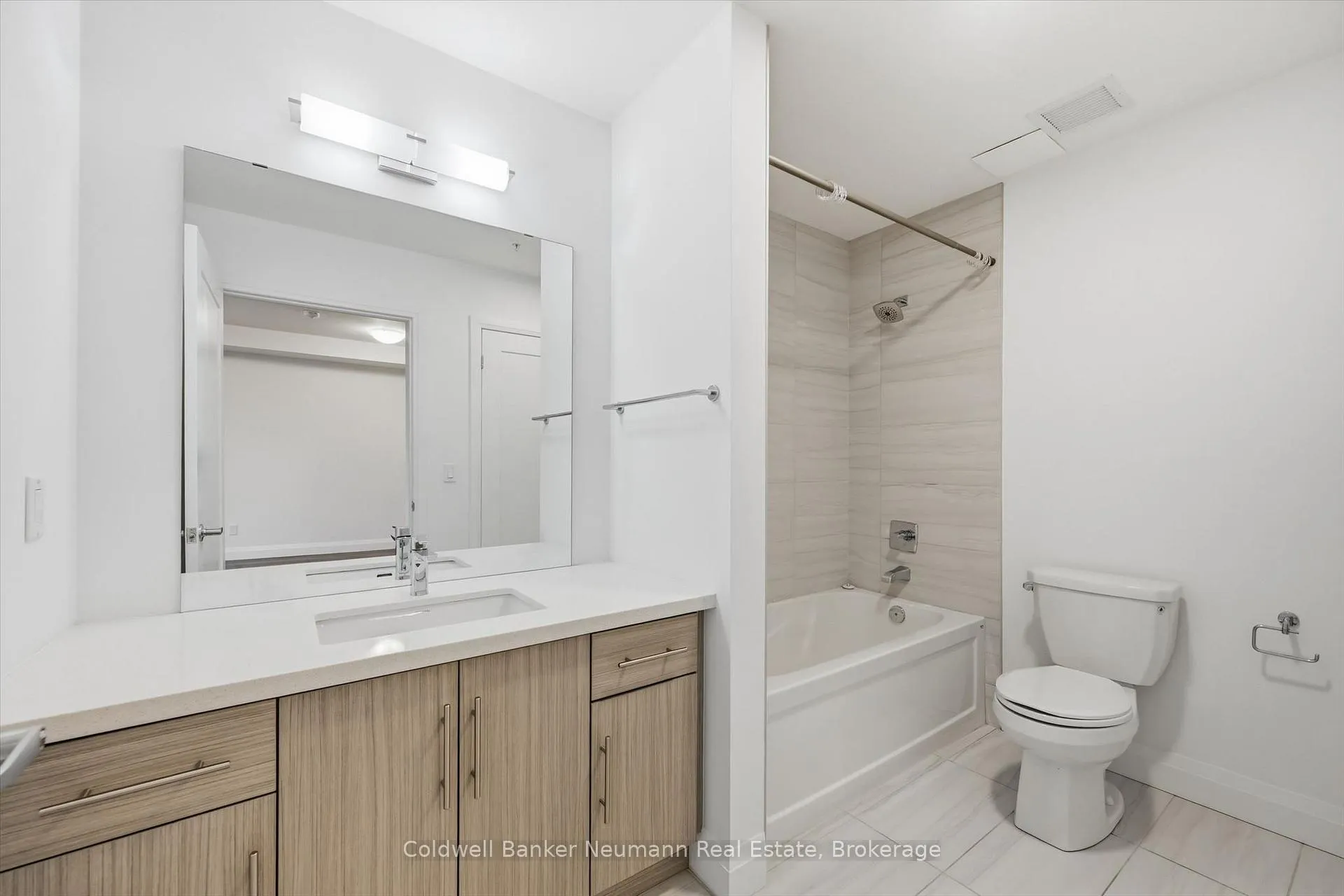 Photo 20 of Unit 601, 30 Hamilton Street S, Hamilton, Waterdown — HOMEH