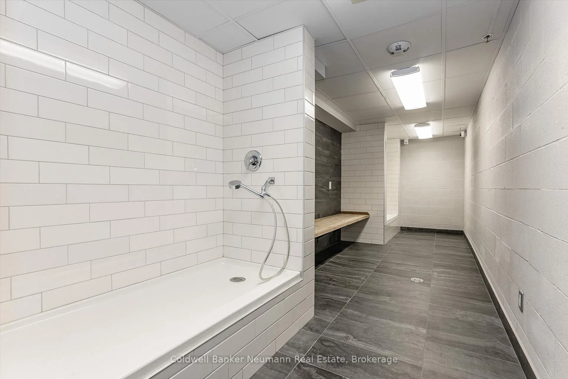 Photo 27 of Unit 601, 30 Hamilton Street S, Hamilton, Waterdown — HOMEH