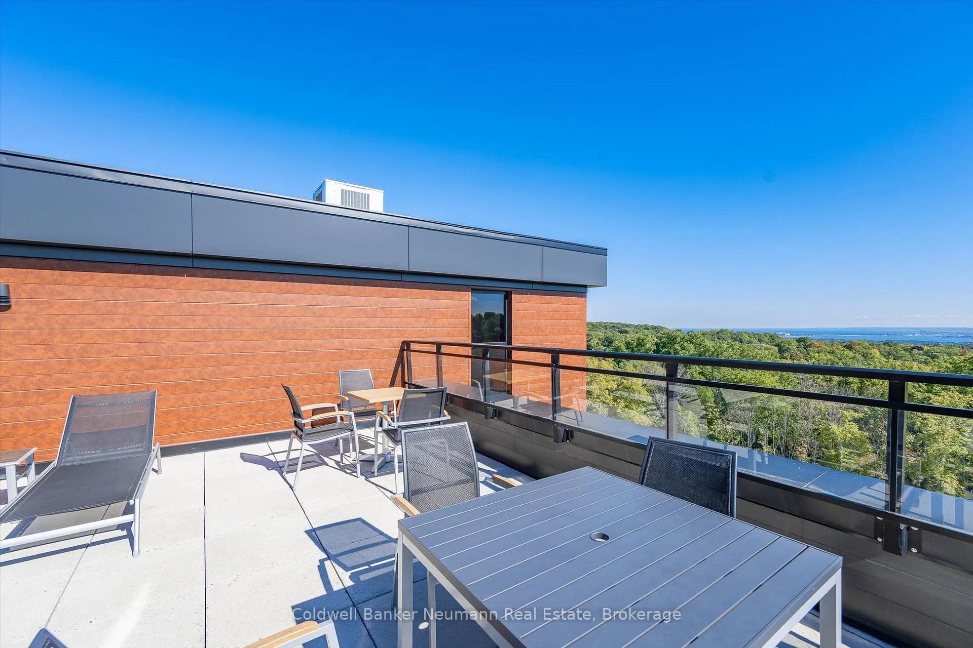 Photo 30 of Unit 601, 30 Hamilton Street S, Hamilton, Waterdown — HOMEH